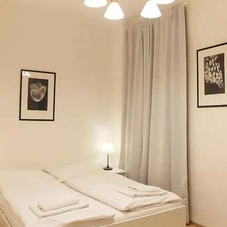 Modern Michalska 6 * Prag